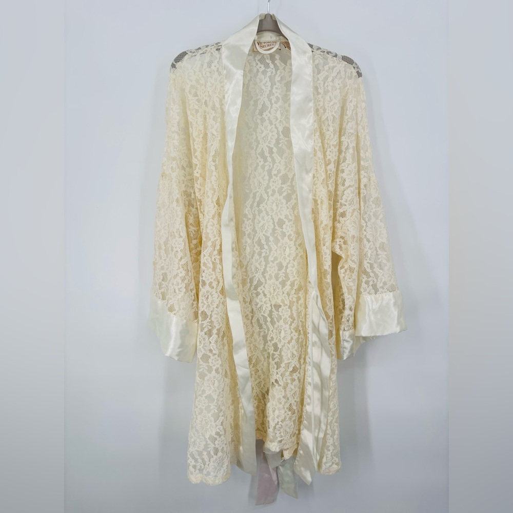 Victoria Secret Gold Label lace robe